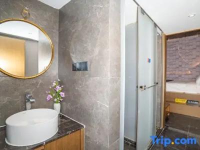 Shaanxi Cultural Relics Boutique - 140