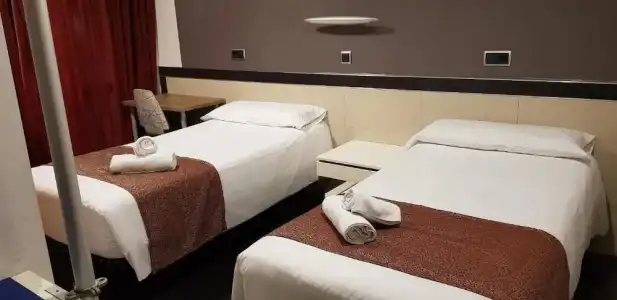 Hostal Levante - 16