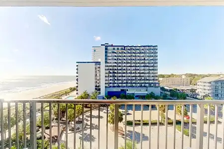 Ocean Park Resort by Vacasa - 197