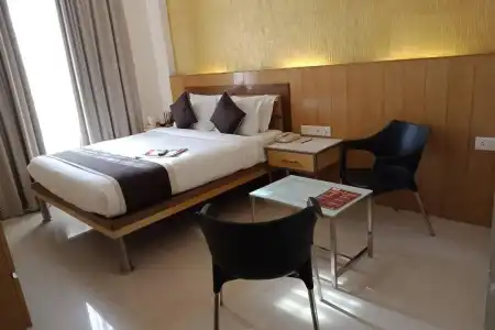 OYO 17123 Sandesh Kingston - 20