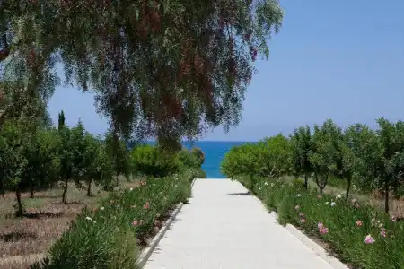 Eliofos Elegant Maisonettes - 26