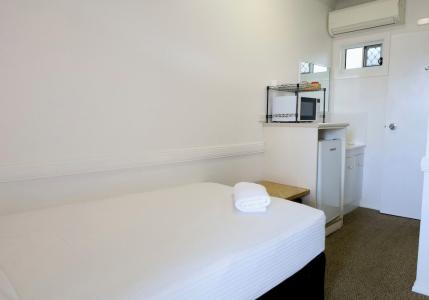Park Avenue Motel - 50