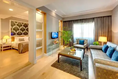 Kenilworth, Kolkata - 64