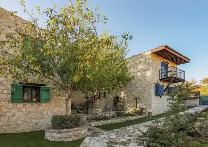 Oinoessa Traditional Boutique Houses - 37