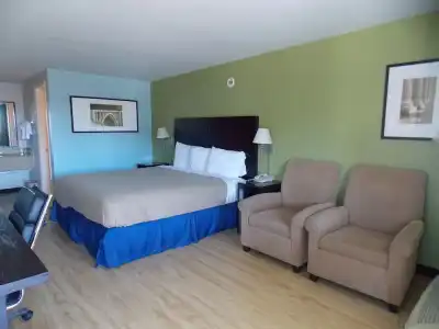 Augusta Best Inn - 5