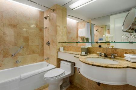 Omni Berkshire Place - 10