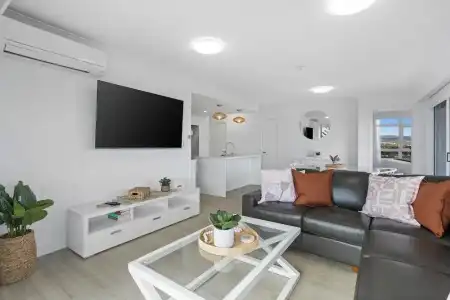 Burleigh Mediterranean Resort Enquiries - 228