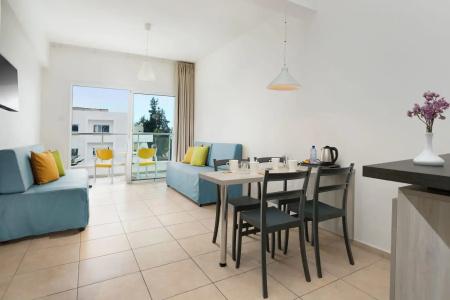 Mayfair  Gardens - 108