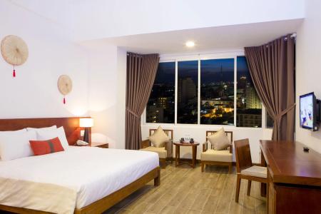 The Light & Resort - 6