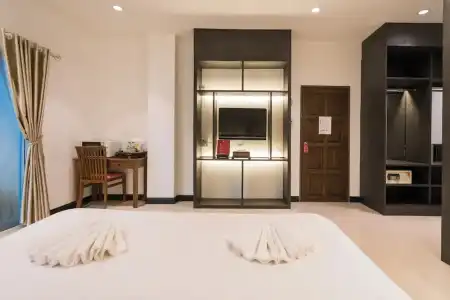 The Opium Serviced Apartment & - 98