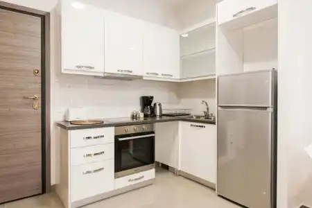 Nicholas Point Apartments and Rooms - 150