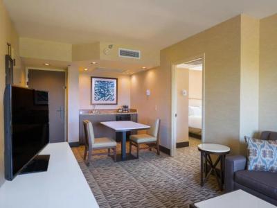 Hilton Phoenix Airport - 65