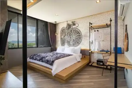 Wheeler Bed & Bike - 70