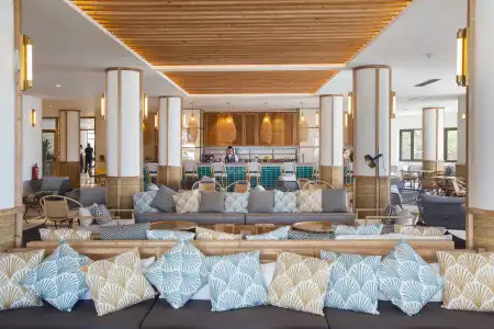 Corallium Dunamar by Lopesans - Adults Only - 4