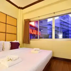 Grand Business Inn - 32
