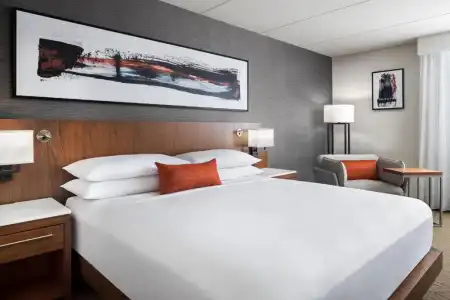 Deltas by Marriott Green Bay - 52