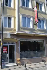 Second Home Hostel - 36