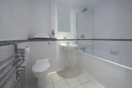 Marlin Apartments Canary Wharf - 8