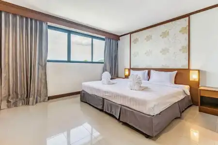 Rattana Beach - 19