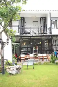 Sherloft Home & Hostel - 20