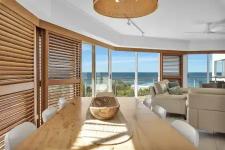 Rolling Surf Resort - 186