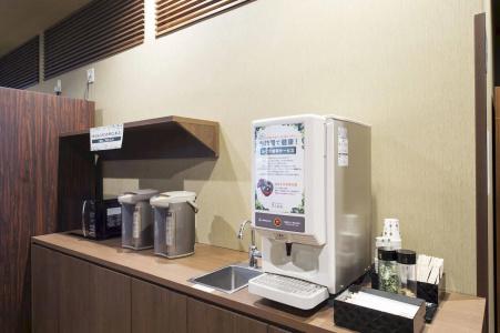 Anshin Oyado Shinjuku - Caters to Men - 6