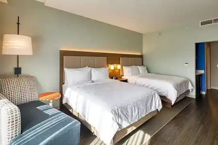 Holiday Inn Express & Suites Charlotte - South End by IHG - 71