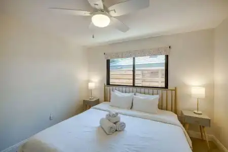 Bakersfield Oasis: Private Pool, Hot Tub & Patio! - 25