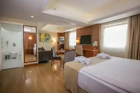 Holiday Inn Istanbul City - 4