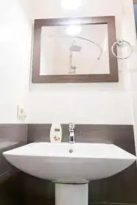 City Guli Brosse Hostel - 21