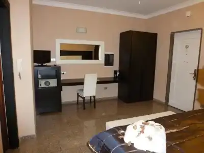E H Suites Rome Airport - 60
