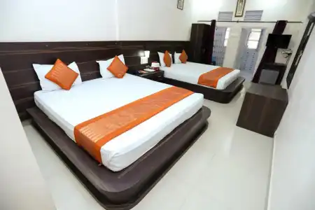 Jai Singh Palace - 27