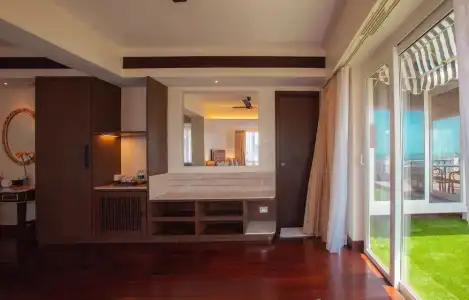 Royale Exotica - 43