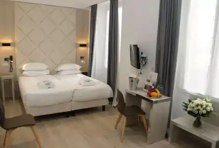 Golden Tulip Cannes de Paris - 4