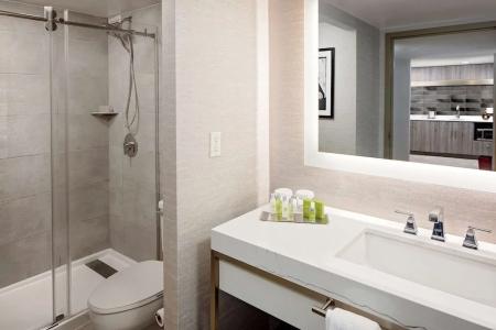 DoubleTree by Hilton Tulsa Downtown - 45