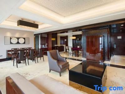 Crowne Plaza Chengdu Panda Garden by IHG - Near Panda Base - 164