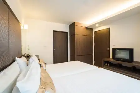 Beyond Suite - 89