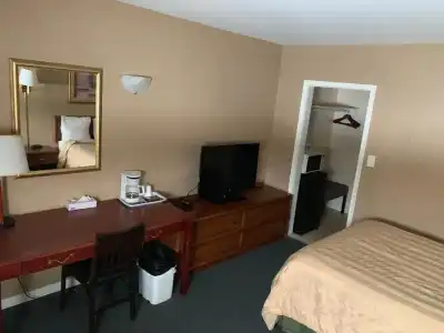 Village Inn & Suites - Sudbury - 15