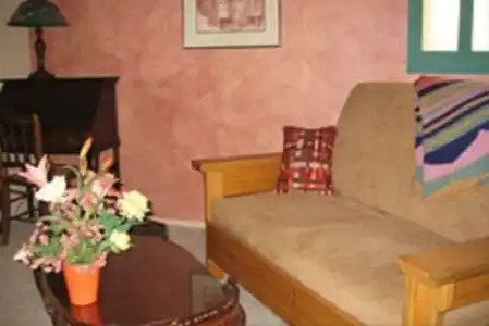 Mon Ami Bed and Breakfast - 11