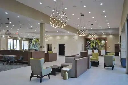 Wyndham Garden College Station - 8