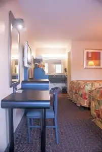 Super 8 by Wyndham Kissimmee/Maingate/Orlando Area - 27