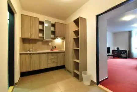 Palác - 44