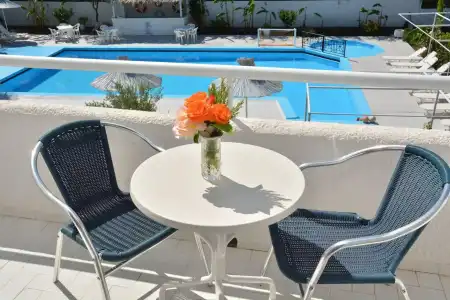 Costa Angela - 21