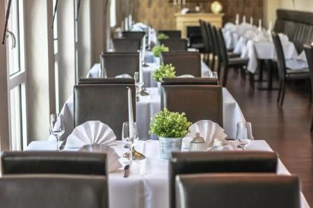 Bernstein Acamed Resort - 8