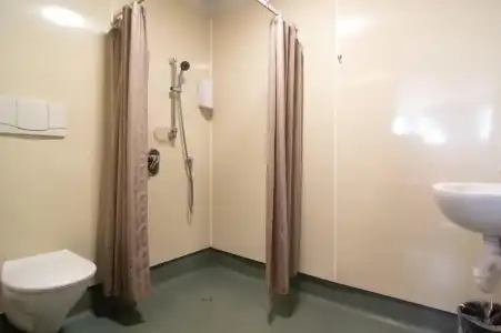 Urbanz - Hostel - 9