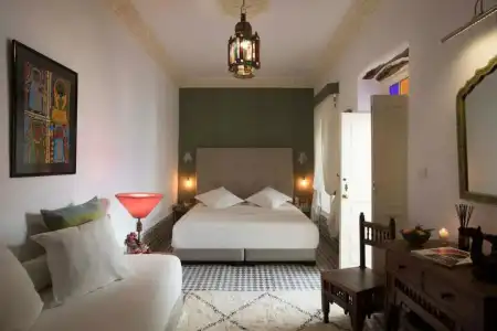 Riad  Emotion - 69