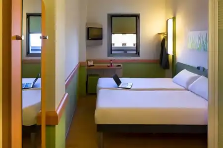 Ibis Budget Sevilla Aeropuerto - 32