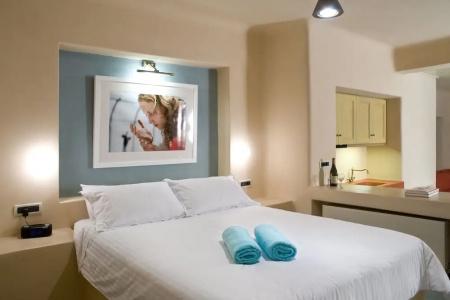 Voreina Gallery Suites - 30