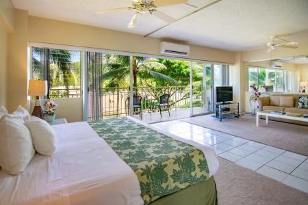 Waikiki Shore by OUTRIGGER - 47