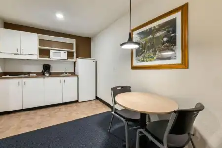 Birch Hill Suites - Lakeland - 31